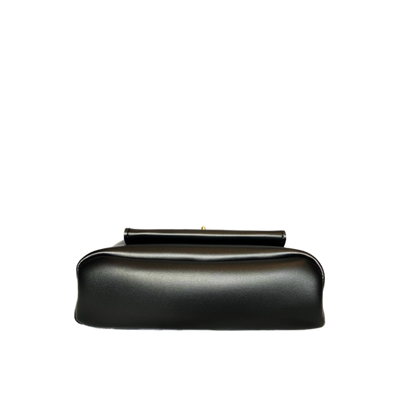 Vintage Bag with Closure - The Essential Retro Chic of Grace