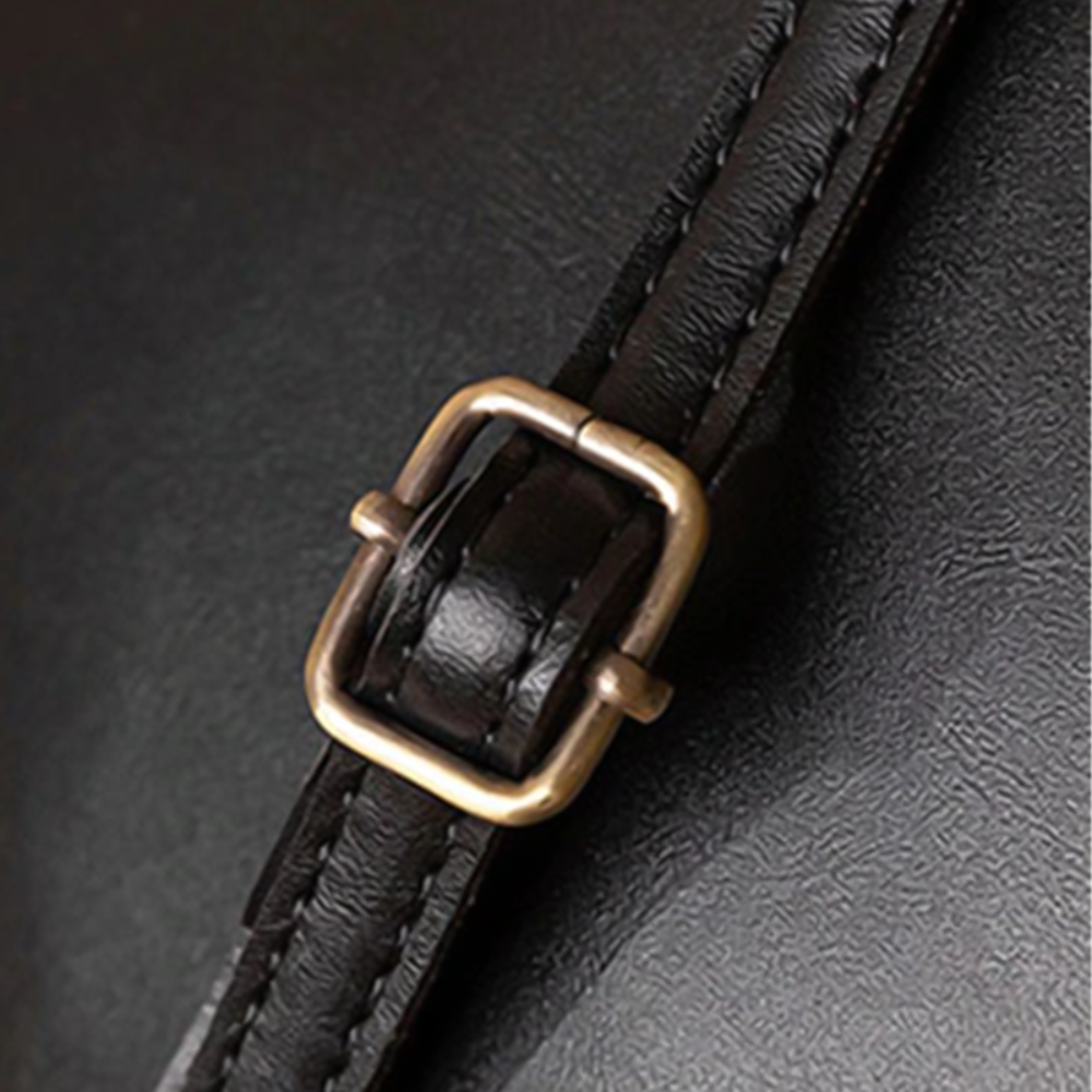 Vintage Bag with Closure - The Essential Retro Chic of Grace