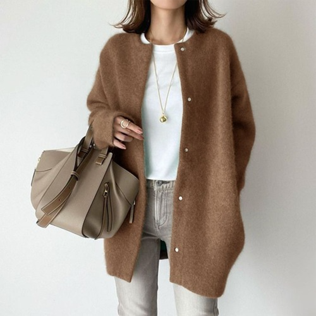 Sophie – Elegant Cashmere Cardigan