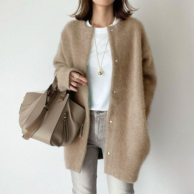 Sophie – Elegant Cashmere Cardigan