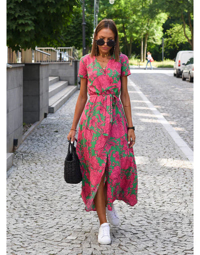 Suzanne | Elegant Dress with V-Neck
