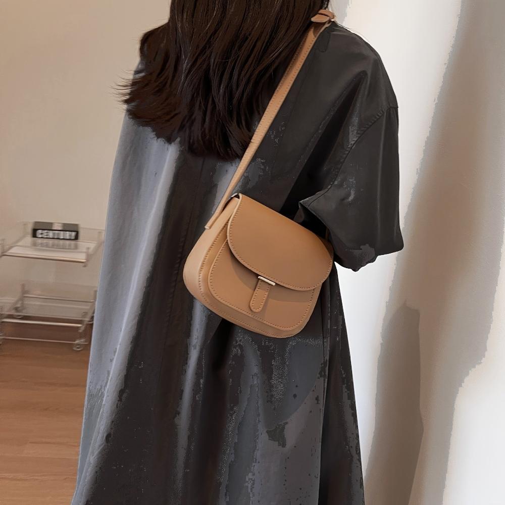 Retro Shoulder Bag Amelia