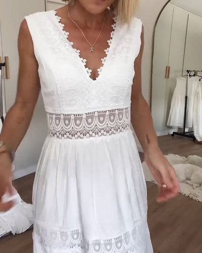 Ninfea™ | Sleeveless Boho-Style Midi Dress with Lace Details